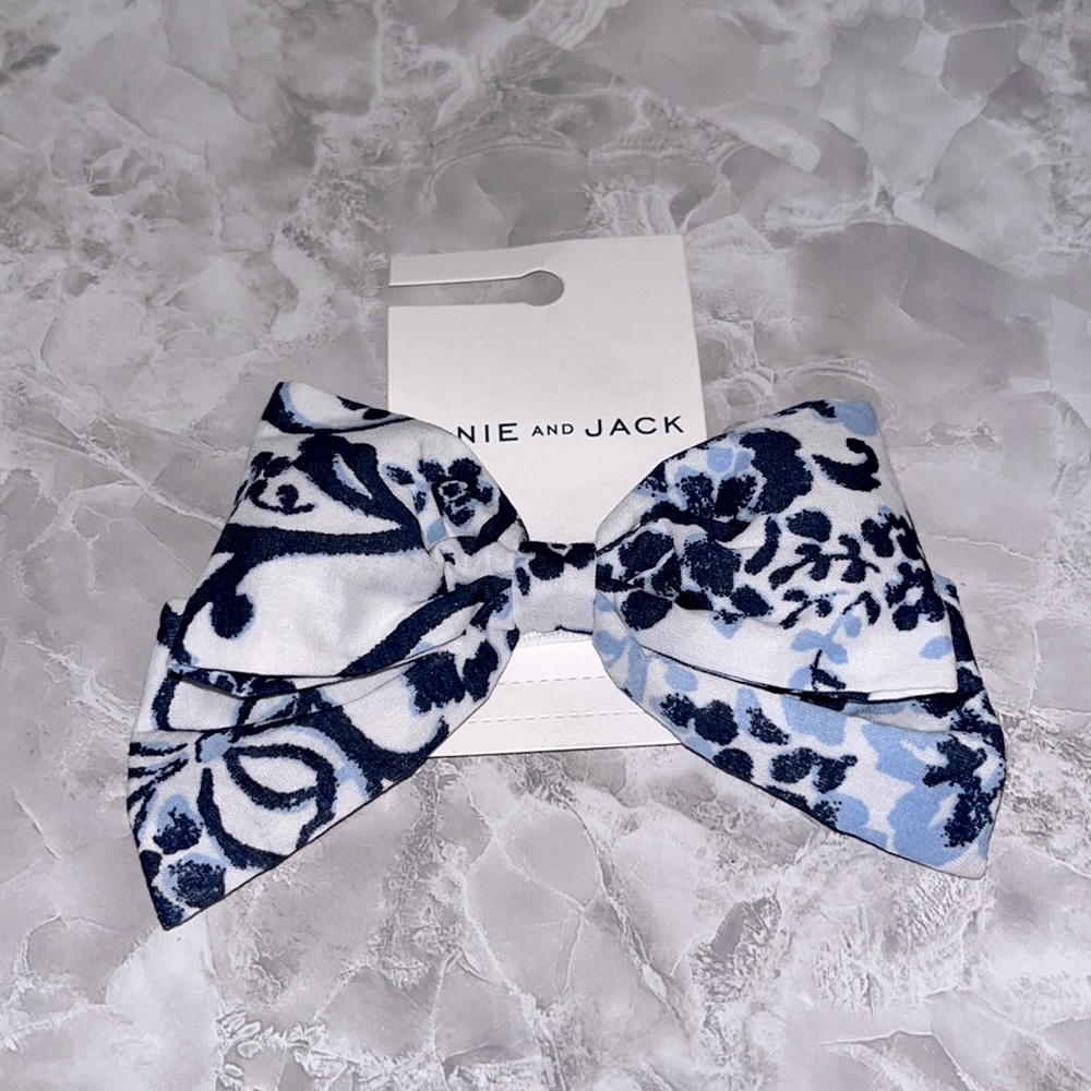 NWT janie and Jack bow hair clip blue print